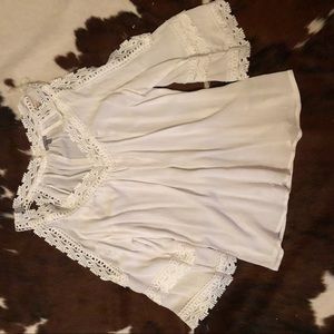 Women’s white lace top